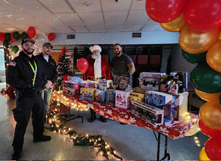 Come one, come all to the 4th annual Toy Drive sponsored by the Croton Police Department to benefit the Croton Caring Adopt-a-Family program. The Toy Drive will be held on Sunday, December 10th from 11:00 to 3:00 in the Community Room of the Croton Municipal Building . Please bring new, unwrapped toys and get a photo with Santa!